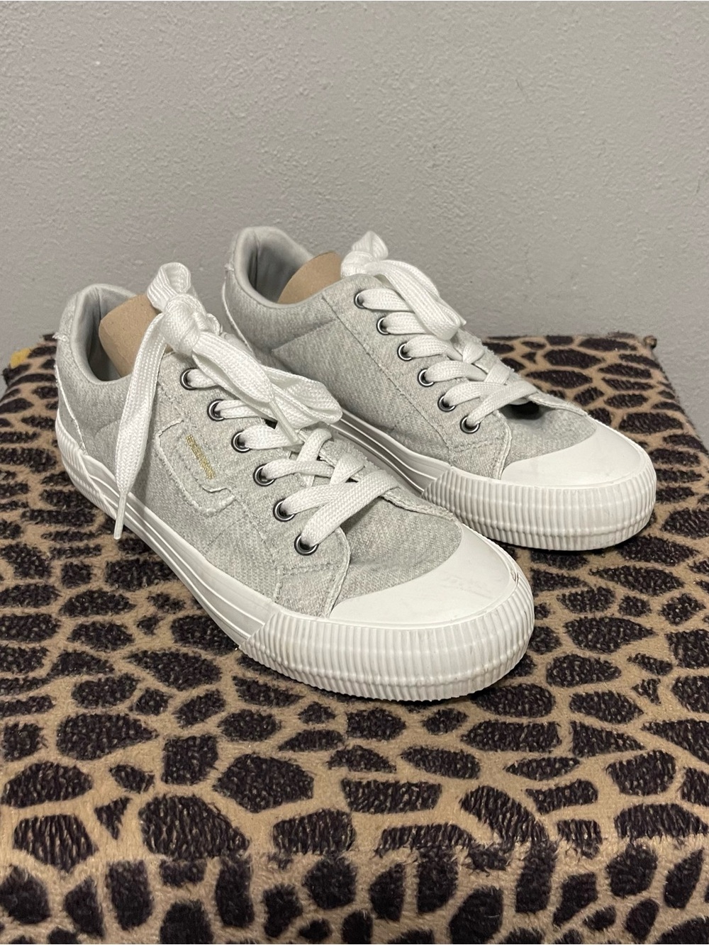 Rocket Dog Lace Up Casual Fashion Sneakers Gray Fabric Comfort Womens 9.5